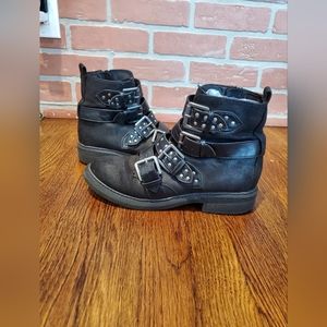 White Mountain black combat boots